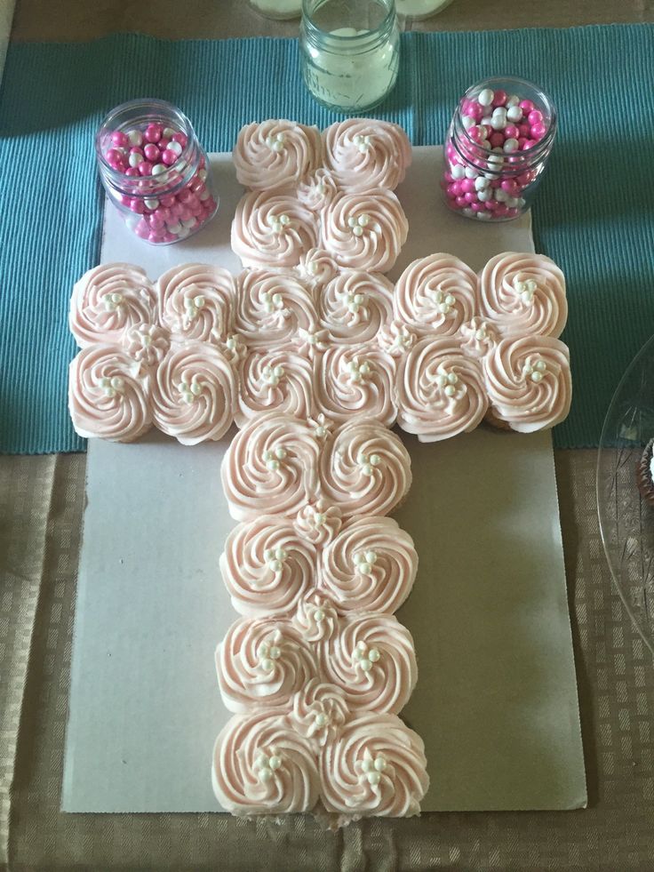 Cross Cupcake