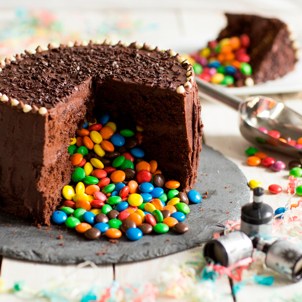 Piñata Cake