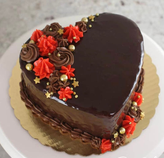 6" Chocolate Heart Cake (Valentine's Day Only)